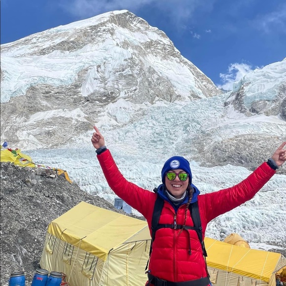 Meet your Posher, Hayley - Picture 4 of 4